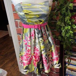 Speeckless Strapless size 7